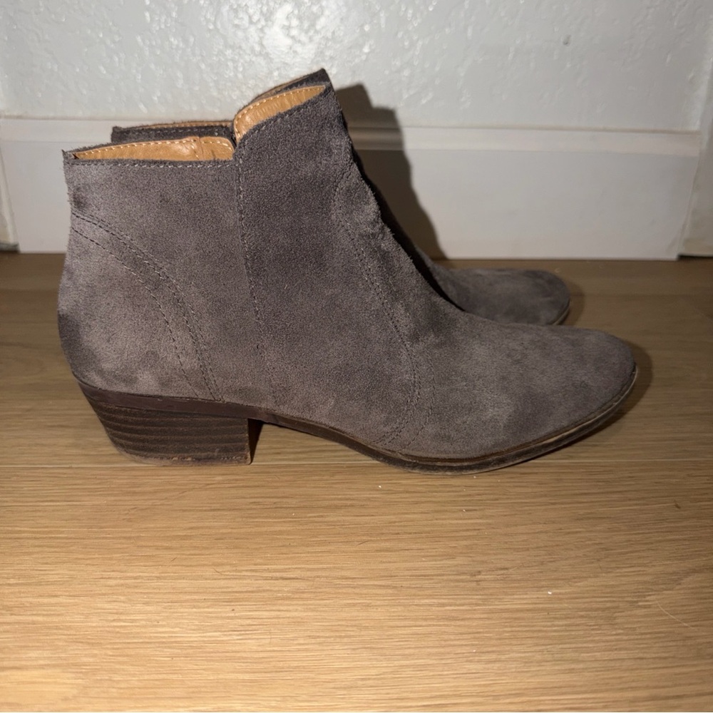 Lucky Brand Leather Suede Side Zip Ankle Boots Women’s 8.5 Gray Block Heels